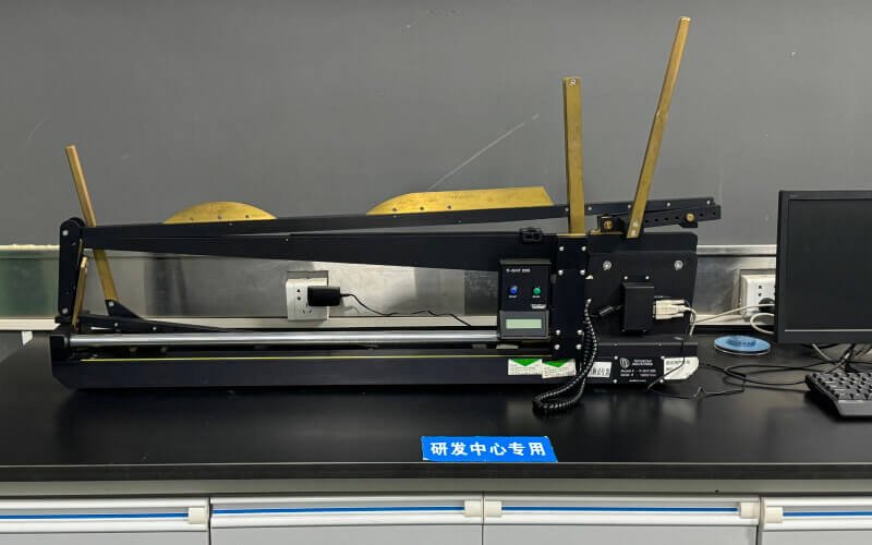 Sports Compression Socks Manufacturer-In-House Testing Lab